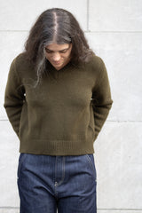 &Daughter Glenn V-Neck Military Green