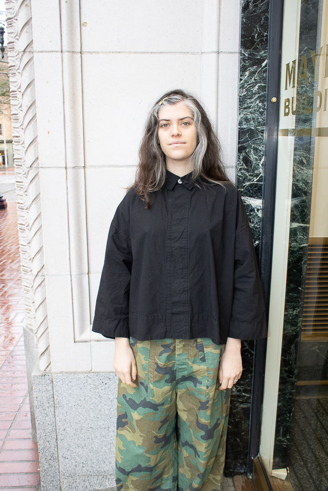 Véritécoeur Boxy Shirt in Black