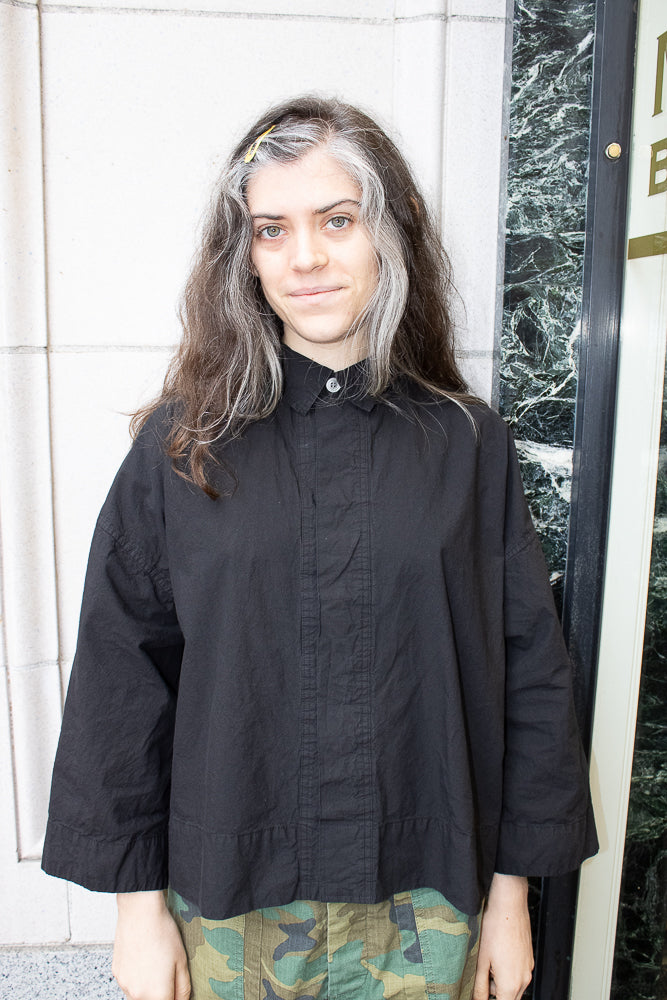 Véritécoeur Boxy Shirt in Black