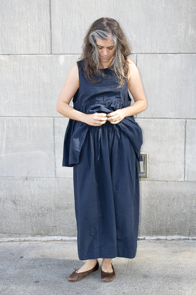 Véritécoeur Barrel Skirt in Dark Navy