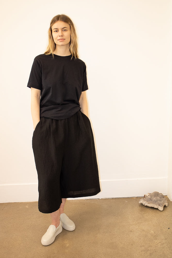 Sofie D'Hoore Tia Tee in Black